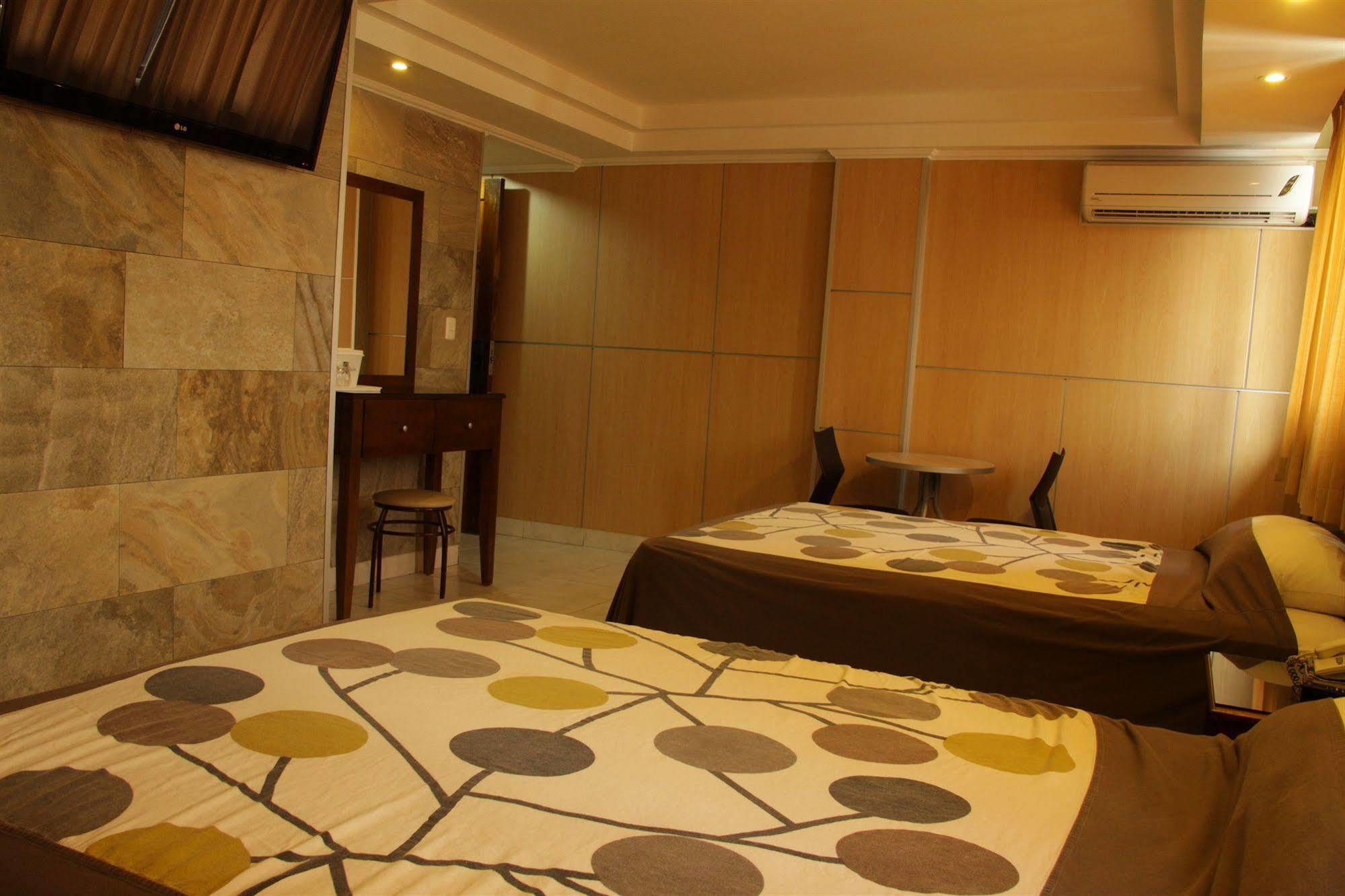 Hotel Roma Plaza Панама Экстерьер фото